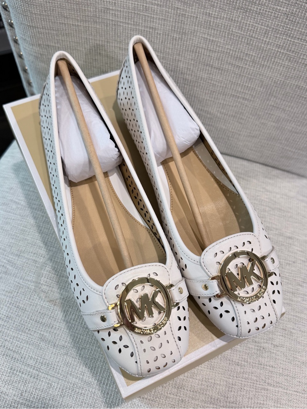 MICHAEL Michael Kors Perforated Fulton Moc Flats Size 9
